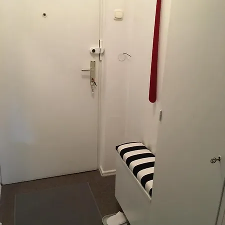 12 * Marburg